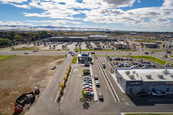 Dutch Bros Coffee: 2703 E Sunnyside Rd, Ammon, ID 83406